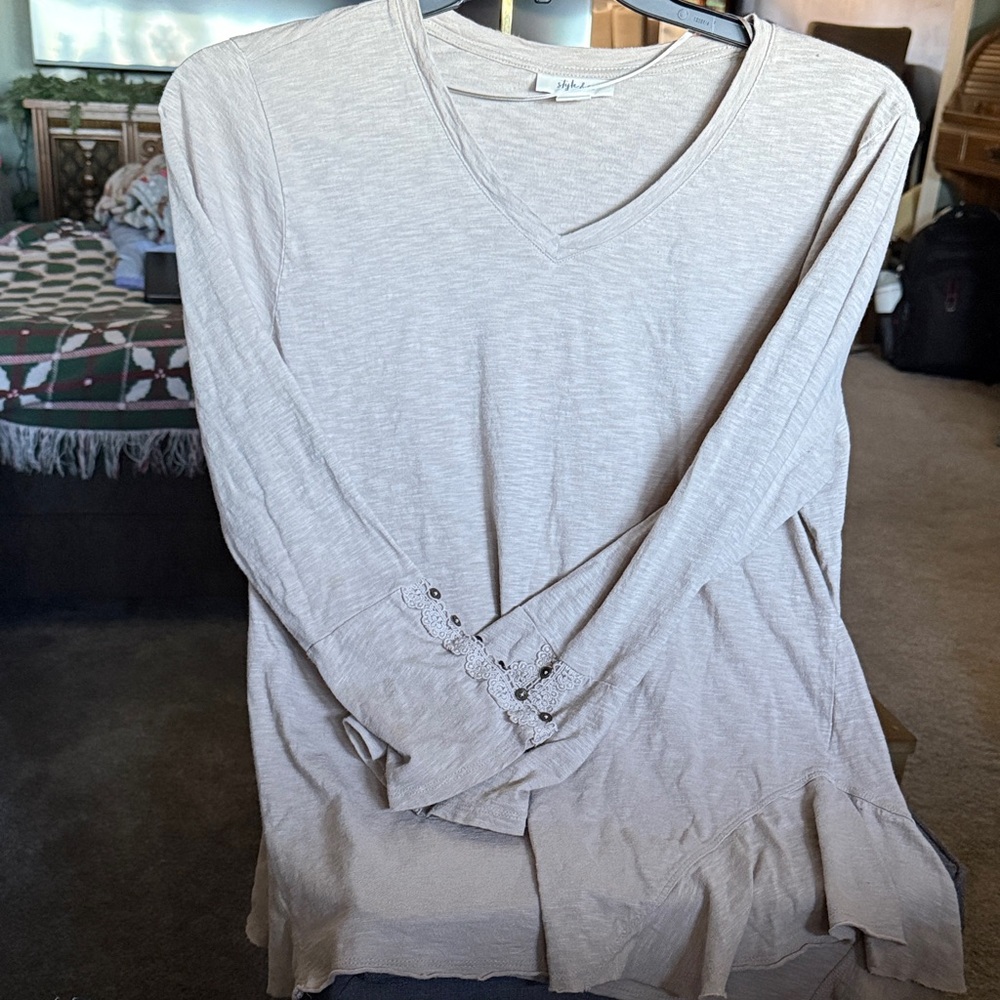 Women's Light tan V-Neck Long Sleeve Top with bohemian flouncy sleeves.